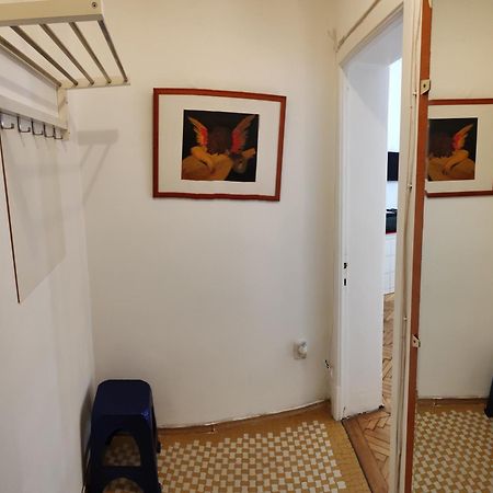 Studio Ultracentral Universitatea Bucharest Luaran gambar