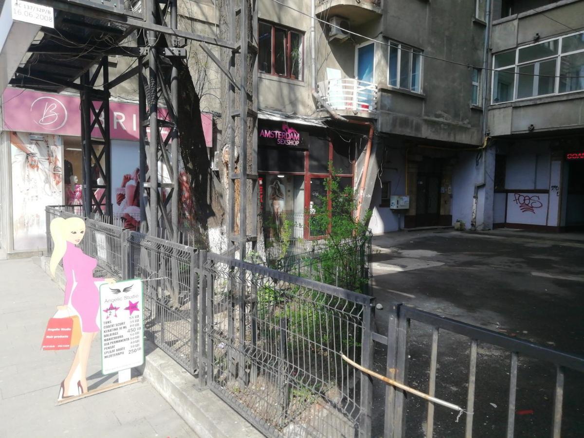 Studio Ultracentral Universitatea Bucharest Luaran gambar